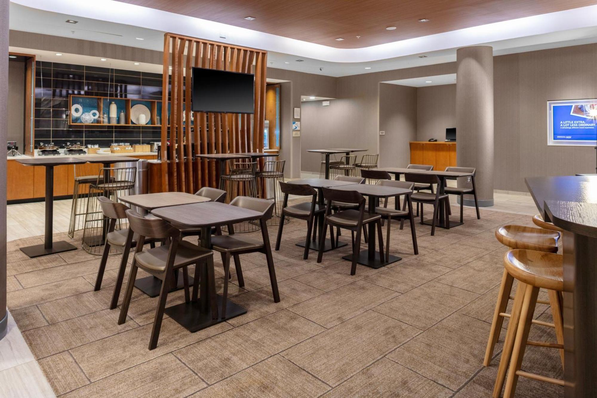Springhill Suites By Marriott Suwanee Johns Creek Exterior photo